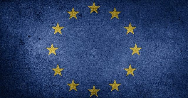 Evropská unie zvažuje prověřit členské státy, zda nespadají na blacklist daňových rájů